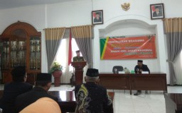 BAZNas dan Pemkab Lumajang Salurkan Seragam dan Beasiswa