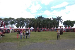 Yuk.. ! Nikmati Festival Kesenian Kawasan Selatan di Alun-alun Lumajang