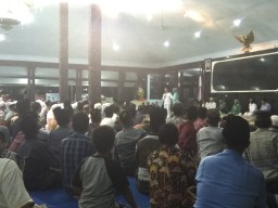 Cak Thoriq Jadi Warga Ditotrunan dan Siap Ikut Pengajian  Kampung