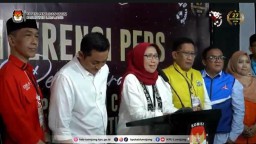 Paslon Indah-Yudha Daftar KPU Lumajang Siap Lawan Thoriq-Fika