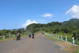 Jalan Penghubung Pasirian-Tempursari Lumajang Tuntas 5 KM