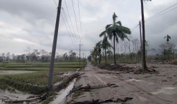 Jalur Darurat Curah Kobokan Lumajang Tak Direkomendasikan Dilewati