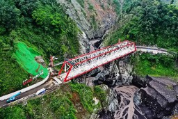 Pembangunan Jembatan Perak Lumajang Segera Rampung