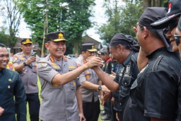 Kabaharkam Mabes Polri Berikan Arahan ke SKD Lumajang