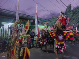 Karnaval Klakah Lumajang Tampilkan Kesenian Tari Hingga Reog