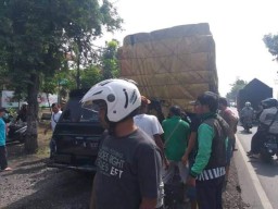 Tabrakan Maut di Probolinggo Sebabkan 6 Orang Tewas asal Sukodono