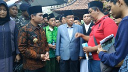 Ketua PBNU Ziarahi Makam  Syech Abdurrahman  Penyebar Agama Islam di Lumajang