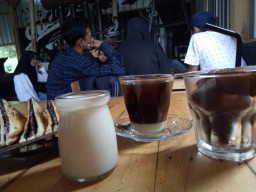 Senduro Caffe Tempat Nongkrong Millenials Lumajang