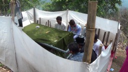 Video : Makam Keramat Ranuyoso Dibanjiri Peziarah Luar Kota