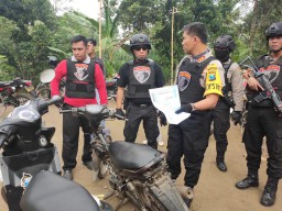 Kapolres Lumajang dan Tim Cobra Temukan Belasan Motor dan Sebuah Truk Diduga Bodong