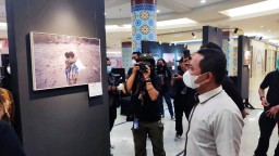 Cak Thoriq Hadiri Pameran Foto PFI Tema MAHAMERU di Surabaya