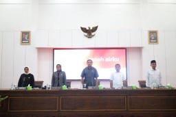 DPRD Lumajang Ajukan Raperda Inisiatif Tentang PKL