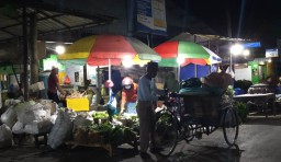 Perlahan Namun Pasti Harga Daging Ayam Potong di Lumajang Naik