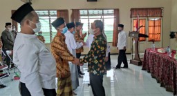 Cak Thoriq Kukuhkan Pokja Pesantren, Madin, PKPPS dan TPQ di Lumajang