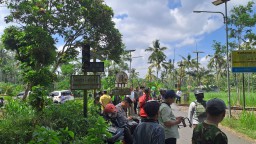 Warga Minta Perlintasan KA di Ranupakis Lumajang Diberi Plang Pintu