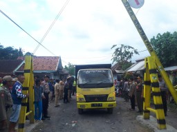 Portal Tambang Pasir Jari Dibuka Melalui Mediasi Warga dan Sopir Truk