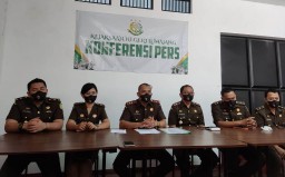 Penetapan Tersangka Korupsi Pisang Mas Kirana Lumajang Terancam Molor