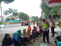 Satlantas Polres Lumajang Himbau Anak Muda Tak Konvoi di Malam Tahun Baru