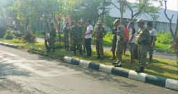 Ramai di Medsos..! Usaha Rosokan Ganggu Embong Kembar Ditertibkan