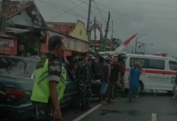 Anggota TNI Meninggal Ditabrak PickUp di Kedungjajang Lumajang