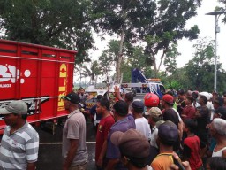 Inilah Korban Kecelakaan Bus Vs Truk di Jalur Lumajang - Jember