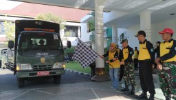 Wabup Lumajang Lepas Tim Ekspedisi Ranu Kumbolo - Semeru