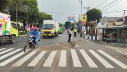 Penumpang Motor Warga Jember Tewas Terlindas Truk di Ranuyoso Lumajang