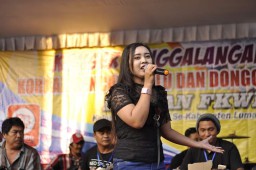 Yuanita Penyanyi Dangdut Lumajang Piawai Bawakan Lagu Mellow