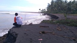 Ratusan Hektar Lahan Pertanian Terdampak Abrasi Pantai TPI Tempursari