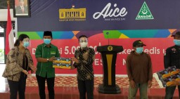 Aice dan Ansor Distribusikan 150 Ribu Masker Medis ke Warga Lumajang