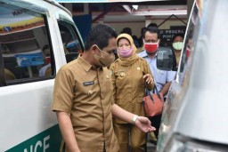 Kades Protes Sulitnya Penggunaan Ambulance Desa ke Luar Lumajang