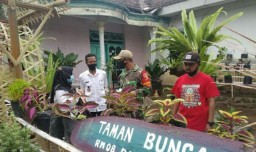 Babinsa Aktif Dampingi RW Tangguh Senduro Lumajang Hadapi Dampak Covid