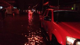 Dikepung Banjir 365 KK Tak Bisa Tidur Malam Ini