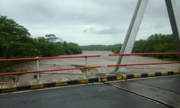 Hujan 2 Hari, Aliran Sungai dari Semeru Banjir Lahar Dingin