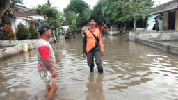 Dusun Banter Rowokangkung Masih Digenangi Luapan Air