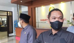 Cak Thoriq Ngaku Sering Dipaido Wong Soal Jalan Rusak di Lumajang