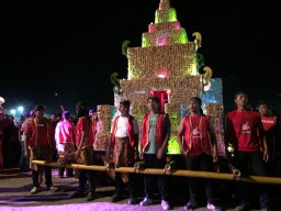 Ada Tumpeng Candi Tahu di Lapangan Kunir Kidul - Lumajang