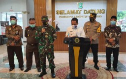 Dandim Lumajang Ajak Media dan Warga Perangi Hoax Vaksin Covid 19