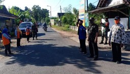 Pemdes Darungan Lumajang Gelar Operasi Pendisiplinan Masker