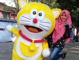 Doraemon di Alun-alun Lumajang Jadi Viral, Kenapa..?