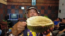 Lumajang Hasilkan 3 Ribu Ton Durian Lokal Dalam Sekali Musim