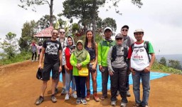 Gunung Wayang Semakin Diminati Wisatawan Asing