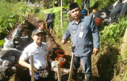 Pacu Peningkatan Produksi Pertanian, Pemkab Lumajang Perbaiki Jaringan Irigasi