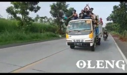 Viral Video Truk Oleng di JLS Lumajang, Polisi Segera Panggil Sopirnya