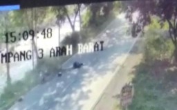 Viral, CCTV Rekam Kecelakaan Tragis di Jalan Kaliboto Lumajang