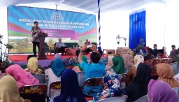 Drs. Ayub Khan DPR RI Fraksi IX Bersama BKKBN Sosialisasi Pengembangan Kampung KB