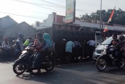 Tertib, Karnaval Klakah Tak Timbulkan Kemacetan