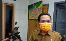 Cak Thoriq Segel KSU Rahayu Jawa Timur di Jalan Gatot Subroto Lumajang