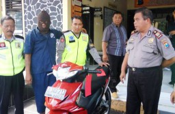 Terekam CCTV, Maling Sepeda Motor Ditangkap Dirumah Istri Mudanya