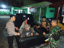 Tiga Sepeda Motor Maling Janur di Lumajang Dibakar Massa